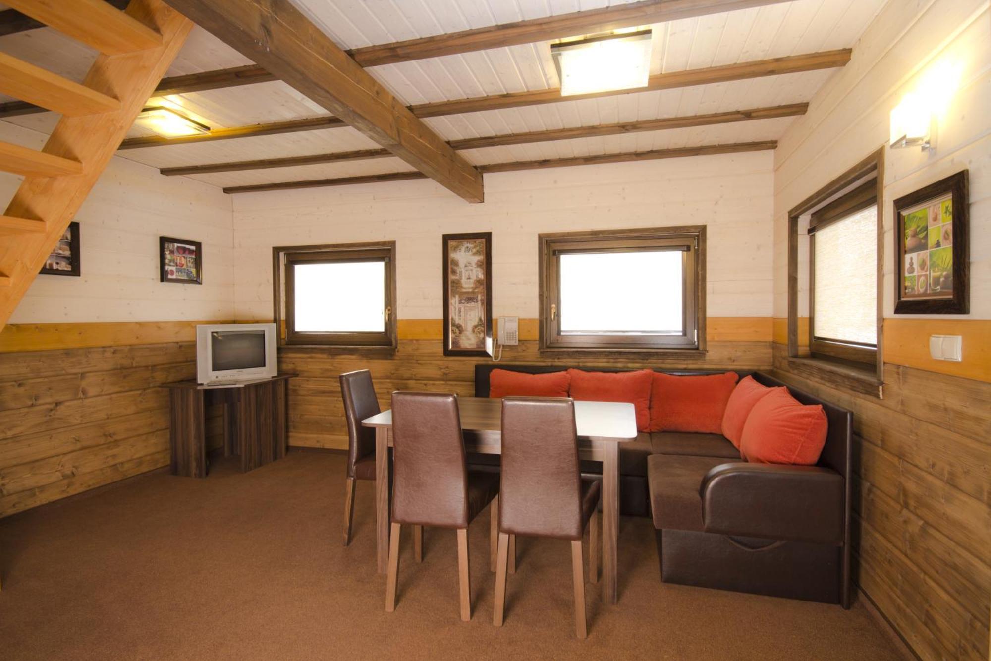 Hotel Niedzwiadek Wdzydze Kiszewskie Habitación foto